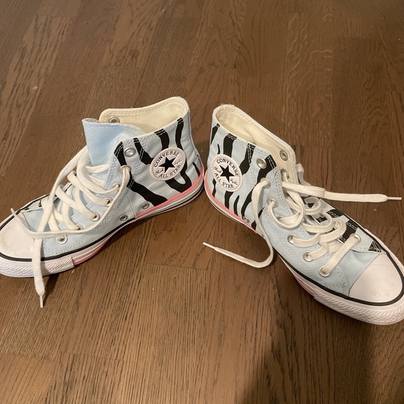 Twisted Summer Chuck Taylor All Star - Picture 2 of 4